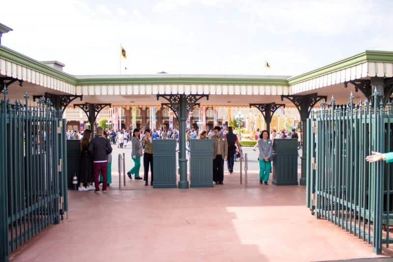 Tokyo Disneyland New Gates
