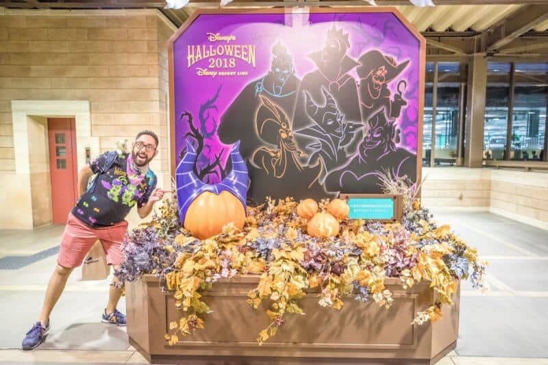 Monorail Station Decorations Halloween Tokyo Disneyland